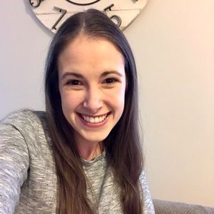 Meet your Posher, Stephanie